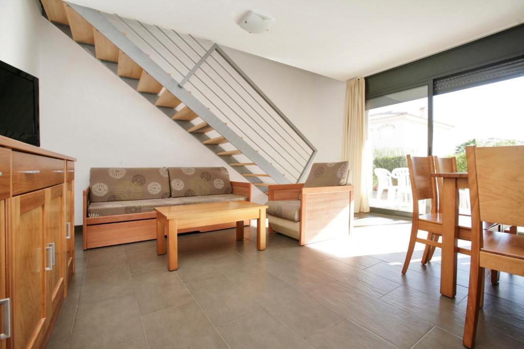Rentalmar Romani Adosados Miami Playa Екстериор снимка